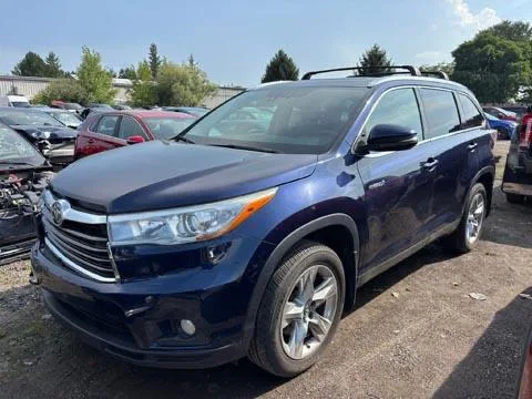 Toyota Highlander — auto z Kanady